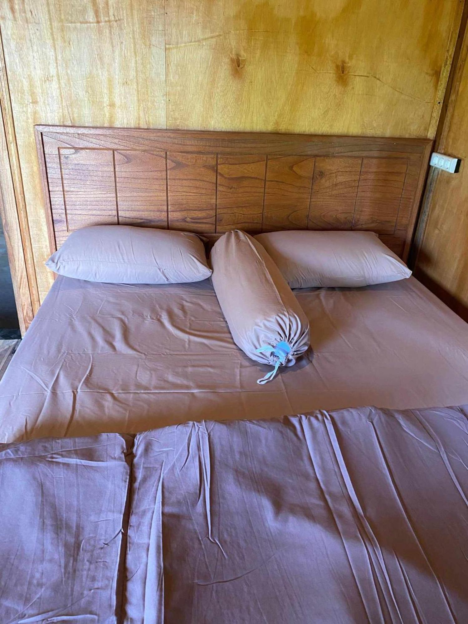 Tetebatu Hostel Buitenkant foto